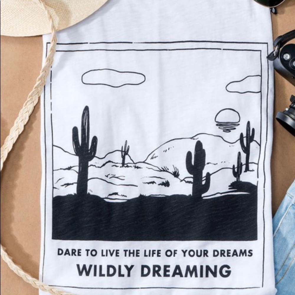 Last 2 Pack Graphic Tee!